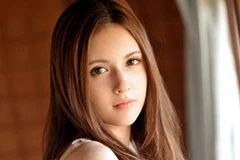 Tỷ phú Trung Quốc thuê sao khiêu dâm Nhật Bản làm trợ lý