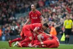 Liverpool bắn hạ Man City tại Anfield bằng những siêu phẩm