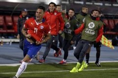 Cận cảnh Chile đánh bại Peru, vào chung kết sau 28 năm chờ đợi