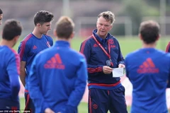 Louis van Gaal muốn mua thêm tân binh.