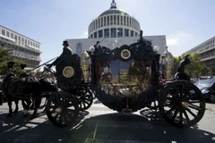 Đám tang của Vittorio Casamonica, 65 tuổi, một trong những kẻ đứng đầu của băng mafiaở Rome. (Nguồn: La Repubblica)