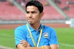 HLV Kiatisuk Senamuang của U23 Thái Lan.