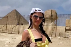 Chính quyền Ai Cập nổi giận vì vụ quay phim khiêu dâm ở kim tự tháp