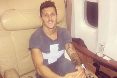 Stevan Jovetic trên đường sang Inter Milan để kiểm tra sức khỏe.