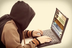 IS mở rộng chiêu mộ tân binh qua mạng, nhắm tới giới trẻ Mỹ