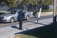 Cảnh sát Mỹ bắn thanh niên da đen Jeremy McDole. (Nguồn: Guardian)