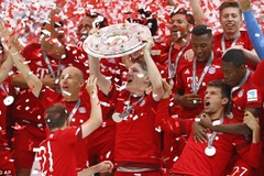 Bayern Munich tưng bừng ăn mừng chức vô địch Bundesliga thứ 25