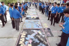 Một cuộc thi vẽ tranh với chủ đề phòng chống ma túy. (Ảnh minh họa: Phạm Minh Tuấn/TTXVN)