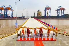 Quang cảnh lễ chính thức đưa dự án cảng Nam Đình Vũ (giai đoạn 1) vào khai thác. (Ảnh: An Đăng/TTXVN)