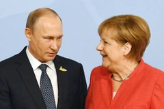 Tổng thống Nga Vladimir Putin và Thủ tướng Đức Angela Merkel. (Nguồn: Getty)
