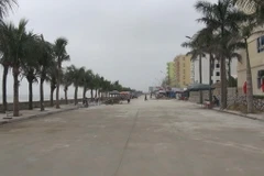 Các hạng mục công trình kè biển Hải Tiến đã cơ bản được hoàn thành. (Ảnh: Khiếu Tư/TTXVN)
