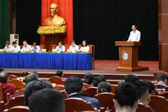 Lãnh đạo tỉnh Đồng Nai phát biểu tại buổi đối thoại. (Ảnh: Công Phong/TTXVN)