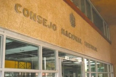 Đảng đối lập Venezuela thu thập chữ ký để triệu tập quốc hội lập hiến