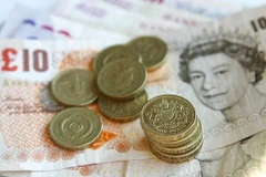 Tình hình tài chính công ở Vương quốc Anh vẫn chưa cải thiện