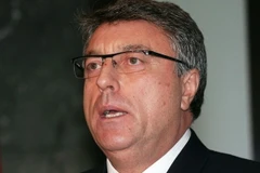 Thống đốc Ngân hàng Albania bị bắt do nghi ngờ "thụt két"