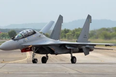 Nga muốn bán chiến đấu cơ Su-30MKM cho Malaysia