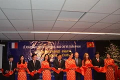 Khai mạc triển lãm ảnh, báo chí, tuần phim Việt tại Pháp