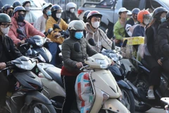 Giao thông cuối kỳ nghỉ Tết Dương lịch 2024: Đông đúc, di chuyển chậm 