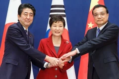 Lãnh đạo ba nước Nhật Bản, Hàn Quốc và Trung Quốc trong cuộc gặp thượng đỉnh năm 2015. (Nguồn: Getty)