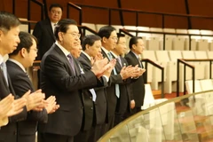 Ủy viên trưởng Nhân đại Trung Quốc Trương Đức Giang và đoàn đại biểu cấp cao Trung Quốc dự khán phiên họp sáng 10/11 của Quốc hội. (Ảnh: Trọng Đức/TTXVN)