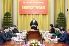 Đại tướng Trần Đại Quang, Ủy viên Bộ Chính trị, Chủ tịch nước, Chủ tịch Hội đồng Quốc phòng và An ninh chủ trì Phiên họp thứ nhất của Hội đồng Quốc phòng và An ninh, nhiệm kỳ Quốc hội khóa XIV. (Ảnh: Nhan Sáng/TTXVN)