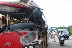 Những vụ tai nạn sẽ giảm nếu lực lượng chức năng tổng kiểm soát xe khách. (Ảnh: Quốc Việt/TTXVN)