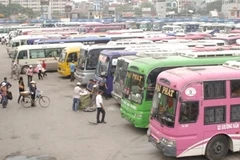 Các bến xe đều có các phương án tăng cường xe để chuẩn bị cho đợt nghỉ lễ 30/4-1/5. (Ảnh: Anh Tôn/TTXVN).