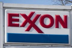 Biển hiệu của Tập đoàn Exxon tại một trạm xăng ở bang Virginia, Mỹ . (Nguồn: AFP/TTXVN)