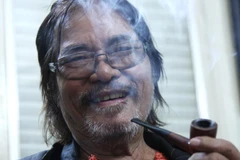 Sinh thời, cố tác giả Phan Vũ khẳng định mình là một nghệ sỹ đa tài. (Ảnh: Nguyễn Đình Toán/Vietnam+)