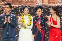 Phương Ý giành ngôi vị quán quân Thần tượng bolero 2019. (Ảnh: BTC)