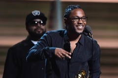 Lamar lên nhận giải Album rap hay nhất (Nguồn: AFP)