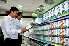 Vinamilk đứng đầu trong top 10 doanh nghiệp niêm yết năm 2016