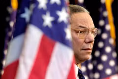 Mỹ treo cờ rủ tưởng nhớ cựu Ngoại trưởng Colin Powell 
