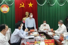 Cần Thơ và TP.HCM chia sẻ kinh nghiệm về công tác phòng, chống dịch