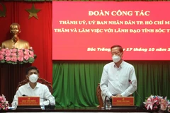 TP.HCM chia sẻ kinh nghiệm, hỗ trợ Sóc Trăng phòng, chống dịch