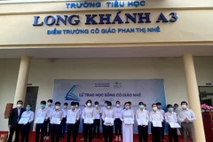 'Học bổng cô giáo Nhế' - 17 năm vun đắp những mầm xanh