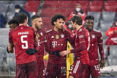 Cận cảnh Bayern Munich "tiễn" Barcelona xuống chơi Europa League