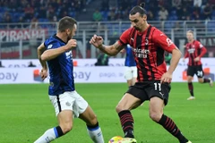 AC Milan và Inter Milan 'bất phân thắng bại' trên sân San Siro