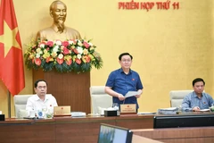 Chủ tịch Quốc hội Vương Đình Huệ phát biểu bế mạc Phiên họp thứ 11 của Ủy ban Thường vụ Quốc hội. (Ảnh: Doãn Tấn/TTXVN)