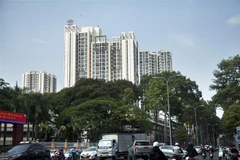 Không gian xanh bao quanh một khu chung cư ở khu vực trung tâm Thành phố Hồ Chí Minh. (Ảnh: Hồng Đạt/TTXVN)