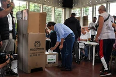 Một điểm bầu cử Tổng thống ở Medellin, Colombia, ngày 29/5. (Ảnh: AFP/TTXVN)