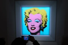 Bức họa "Shot Sage Blue Marilyn". (Nguồn: CNN)