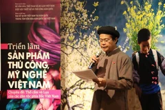 Ông Dương Văn Quynh, Phó Cục trưởng Cục Mỹ thuật, Nhiếp ảnh và Triển lãm, phát biểu tại lễ khai mạc triển lãm. (Ảnh: Mạnh Hùng/TTXVN)