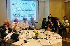 Doanh nghiệp Việt Nam, Na Uy và các cơ quan quản lý của Việt Nam đang bàn về cơ hội hợp tác trong ngành chế biến phụ phẩm thủy sản và các biện pháp hỗ trợ của nhà nước đối với ngành. (Nguồn: Vietnam+)