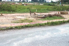 Một số khu đất được "chú thích" để tránh xâm lấn, tranh chấp trong Khu dân cư Bắc Rạch Chiếc, TP.HCM. (Ảnh: Trần Xuân Tình/TTXVN)