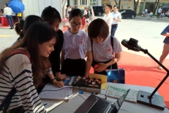 Trao giải Chương trình "Tri thức trẻ vì giáo dục" năm 2018