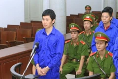 Bị cáo Phạm Hải Bằng trước vành móng ngựa. (Ảnh: Doãn Tấn/TTXVN)