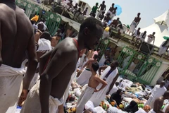 Các nạn nhân nằm la liệt tại Mina, gần Thánh địa Mecca (Nguồn: AP)