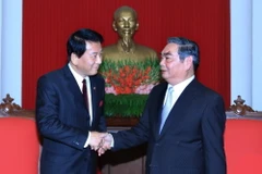 Ông Lê Hồng Anh, Ủy viên Bộ Chính trị, Thường trực Ban Bí thư tiếp Đại sứ Sugi Ryotaro.(Ảnh: An Đăng/TTXVN)