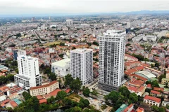 Nhà đầu tư tìm kiếm cơ hội mới rót tiền đầu tư trái phiếu bất động sản. (Ảnh: Danh Lam/TTXVN)